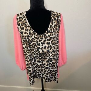 SI AVANCE Sheer Cross-Cheetah Elastic Sleeve Split Medium Blouse
